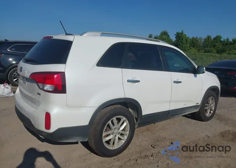 2015 Kia Sorento Lx V6 z USA, uszkodzony, nr VIN 5XYKTDA71FG553410